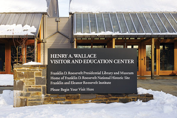 Fresh image 1 from 2003-2013: The Henry A. Wallace Visitor Center Turns 10